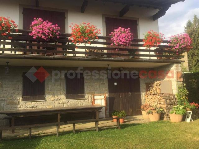 Villa Indipendente in vendita a Unione di Comuni Valdarno e Valdisieve, Pelago