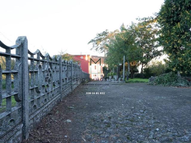 Villa Indipendente in vendita a Prata Principato Ultra, Campania