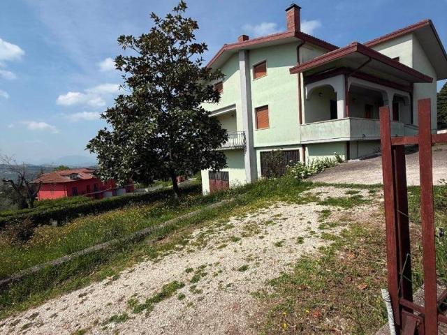 Villa Indipendente in vendita a Montaperto, Prata Principato Ultra