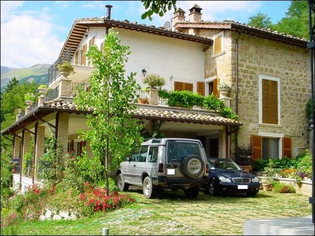 Villa Indipendente in vendita a Marche, Ascoli Piceno