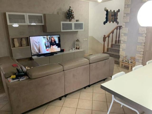 Villa Indipendente in vendita a Montemurlo