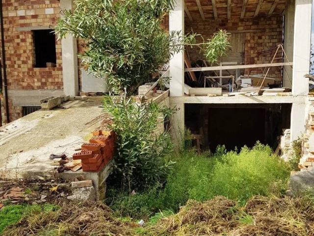 Villa Indipendente in vendita a Montenero di Bisaccia, Molise
