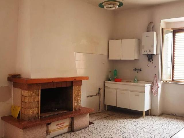 Villa Indipendente in vendita a Montenero di Bisaccia, Molise