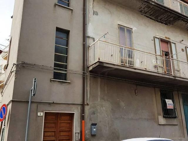 Villa Indipendente in vendita a Montenero di Bisaccia, Molise