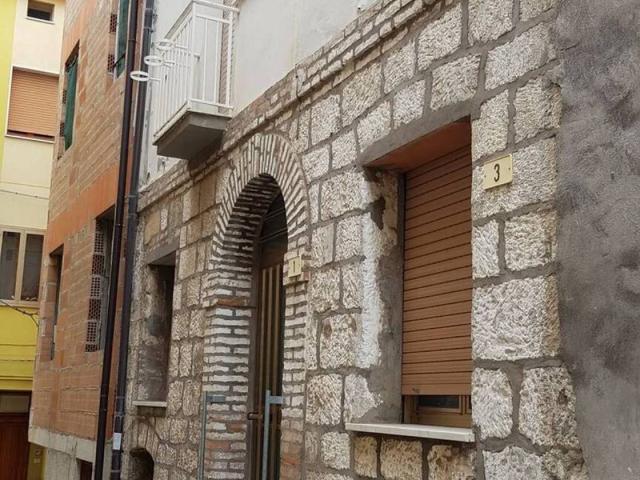 Villa Indipendente in vendita a Montenero di Bisaccia, Molise