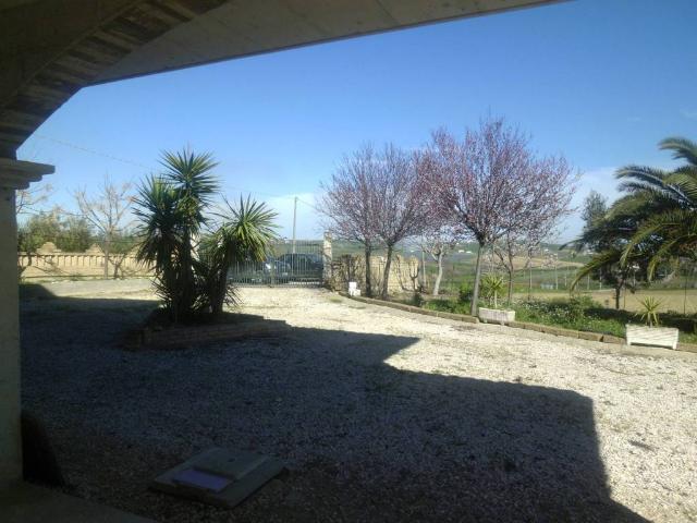 Villa Indipendente in vendita a Montenero di Bisaccia, Molise