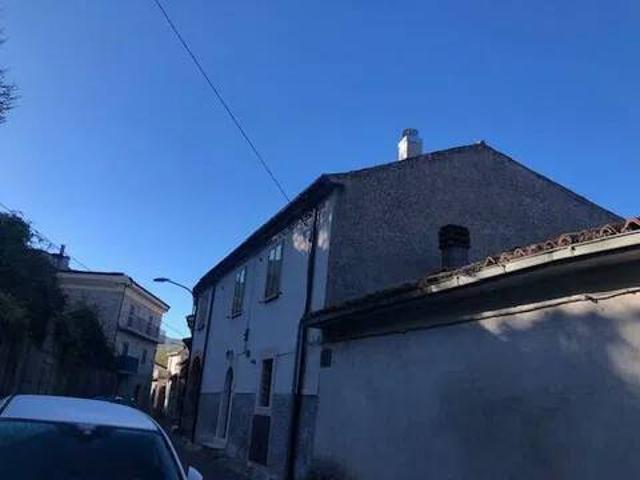Villa Indipendente in vendita a Montenero Val Cocchiara, Molise