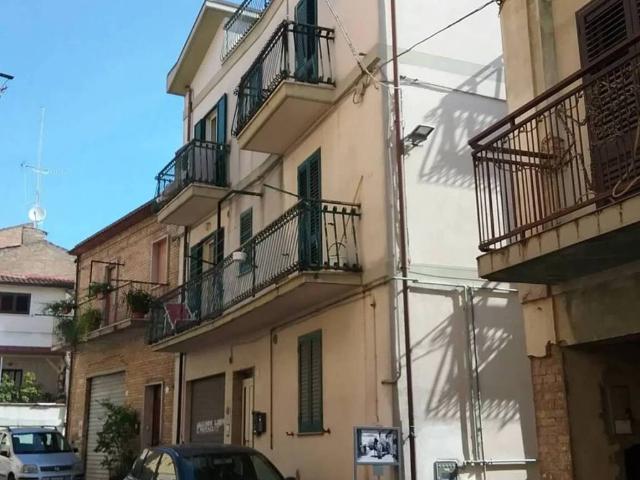 Villa Indipendente in vendita a Monteodorisio, Abruzzo