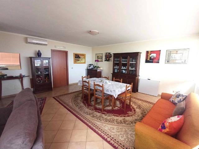 Villa Indipendente in vendita a Calabria, Catanzaro