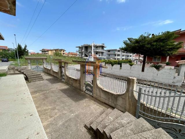 Villa Indipendente in vendita a Calabria, Catanzaro