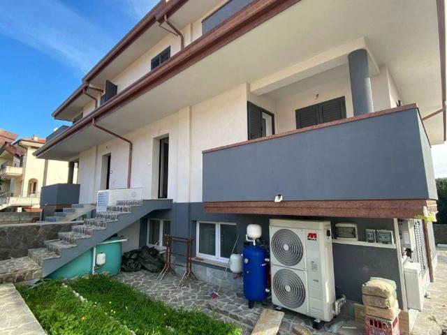 Villa Indipendente in vendita a Calabria, Catanzaro