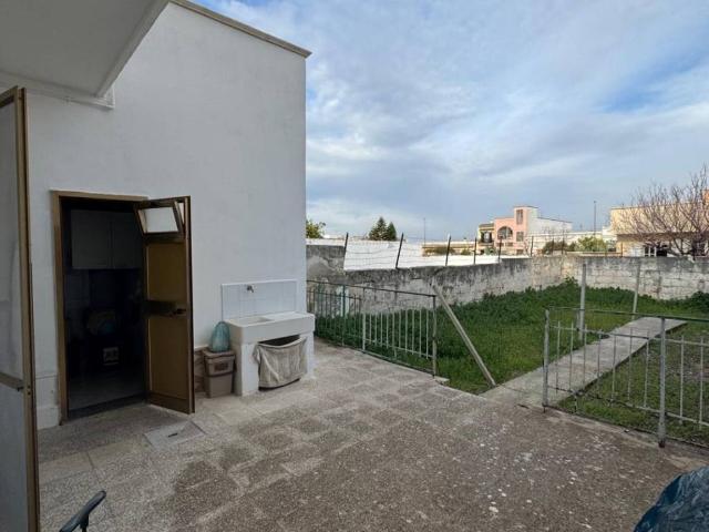 Villa Indipendente in vendita a Monteparano, Taranto