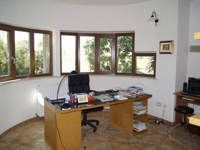 Villa Indipendente in vendita a Marche, Ascoli Piceno