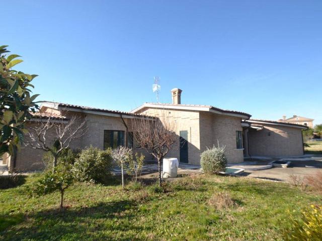 Villa Indipendente in vendita a Marche, Ascoli Piceno