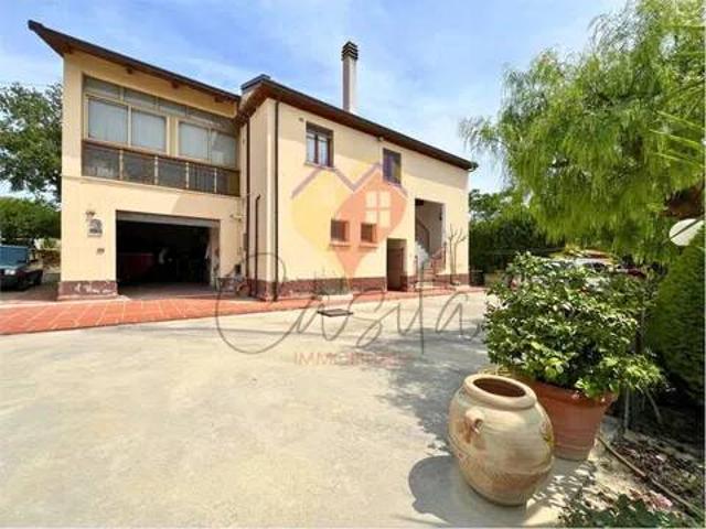 Villa Indipendente in vendita a Marche, Ascoli Piceno