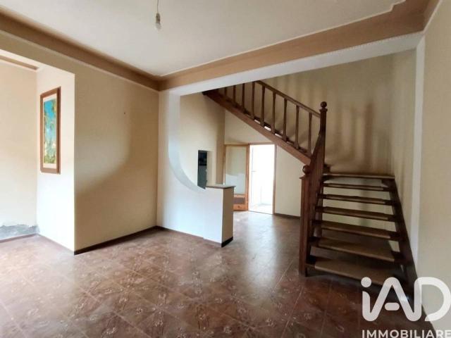 Villa Indipendente in vendita a Abbadia di Montepulciano, Abbadia Di Montepulciano