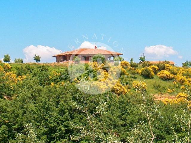 Villa Indipendente in vendita a Abbadia Di Montepulciano, Toscana