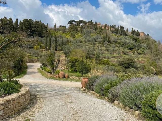Villa Indipendente in vendita a Abbadia Di Montepulciano, Toscana