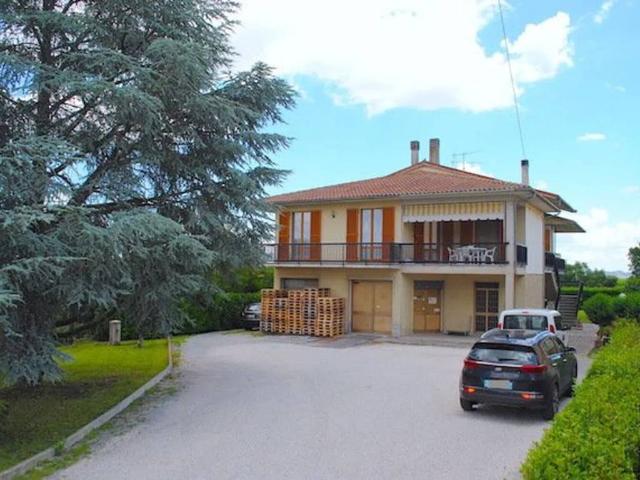 Villa Indipendente in vendita a Acquaviva, Abbadia Di Montepulciano