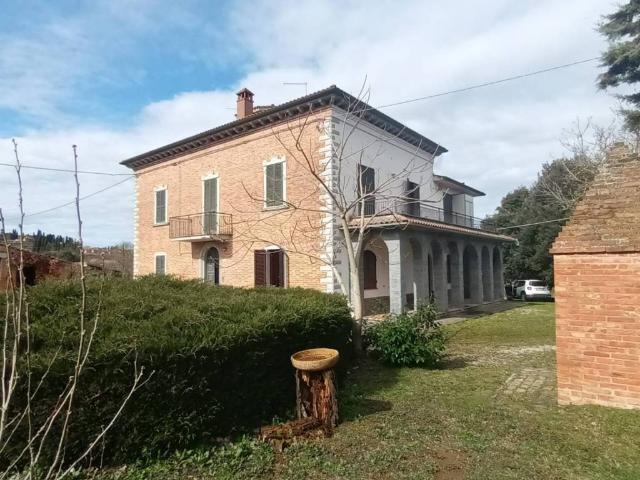 Villa Indipendente in vendita a Abbadia Di Montepulciano, Toscana