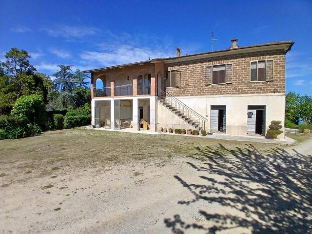 Villa Indipendente in vendita a Abbadia di Montepulciano, Abbadia Di Montepulciano