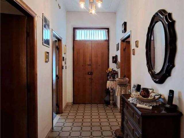 Villa Indipendente in vendita a Acquaviva, Abbadia Di Montepulciano