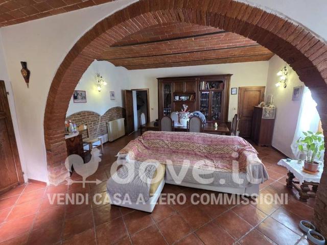 Villa Indipendente in vendita a Acquaviva, Abbadia Di Montepulciano