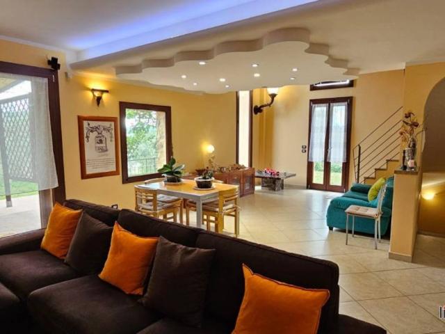Villa Indipendente in vendita a Monteriggioni, Toscana