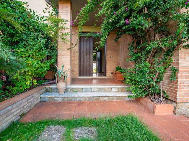 Villa Indipendente in vendita a Castelnuovo Berardenga, Toscana