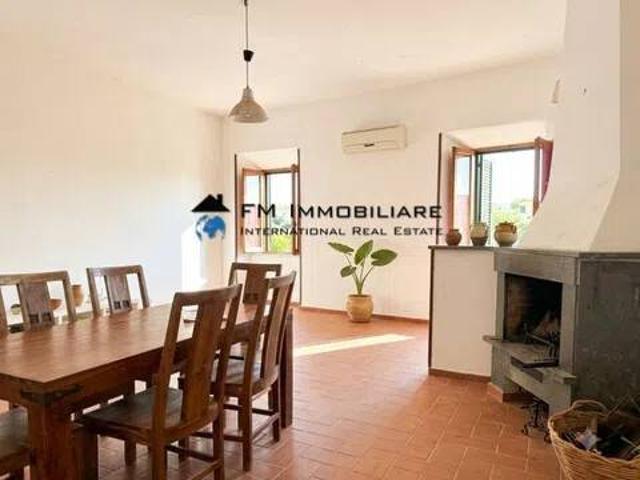 Villa Indipendente in vendita a Monterosi, Lazio