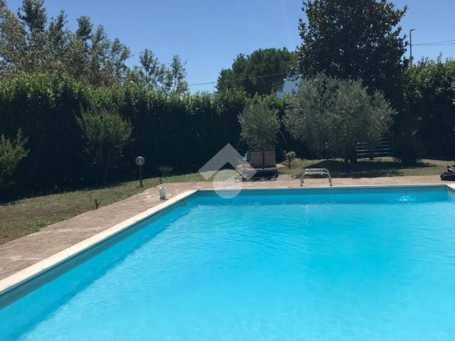 Villa Indipendente in vendita a Montesarchio, Campania
