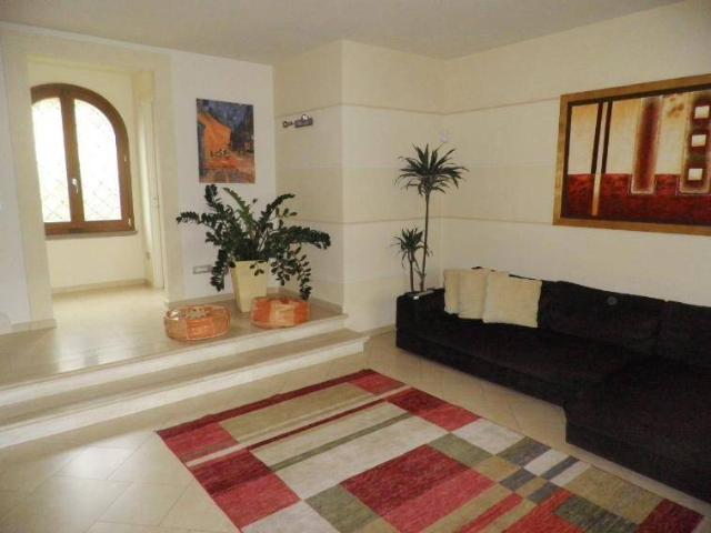 Villa Indipendente in vendita a Montescudaio, Toscana