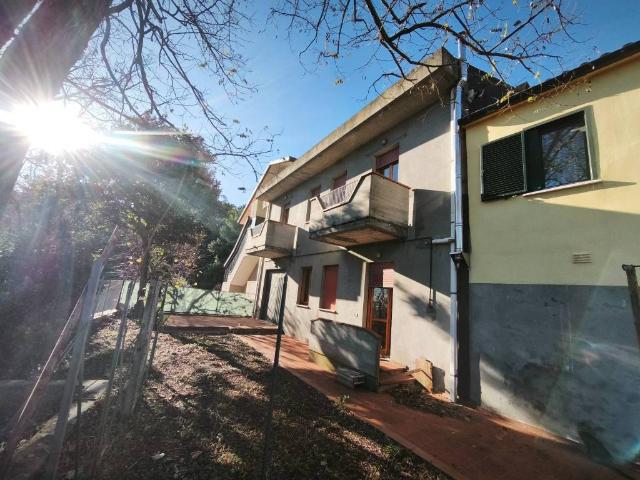 Villa Indipendente in vendita a Montescudo-Monte Colombo, Montescudo