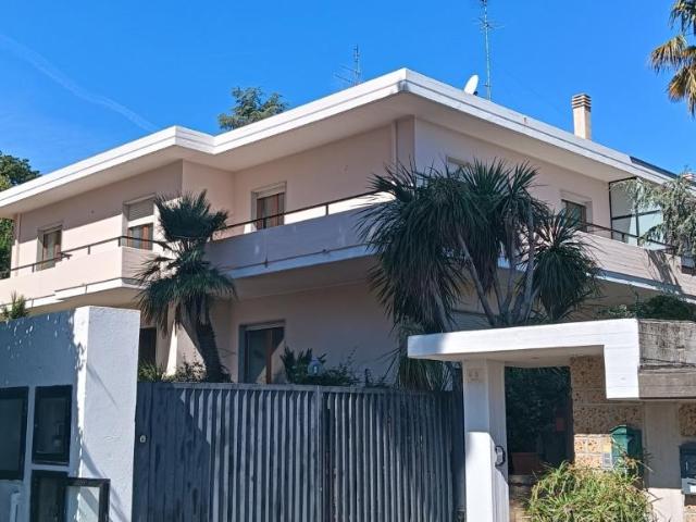 Villa Indipendente in vendita a Montesilvano, Abruzzo