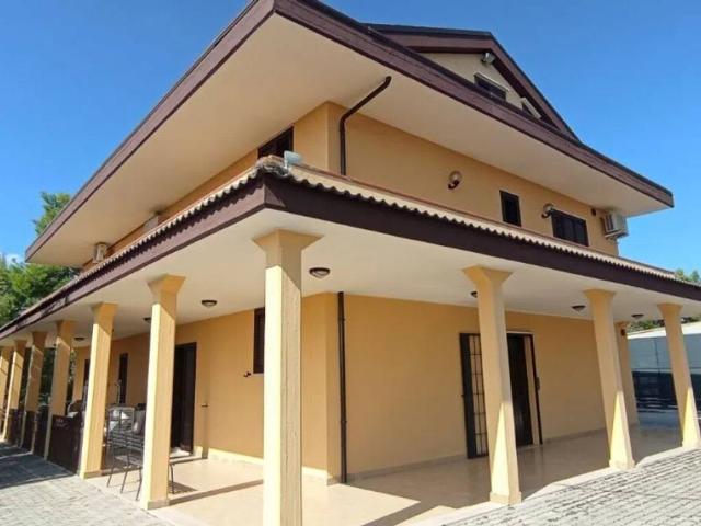 Villa Indipendente in vendita a Barco, Montesilvano
