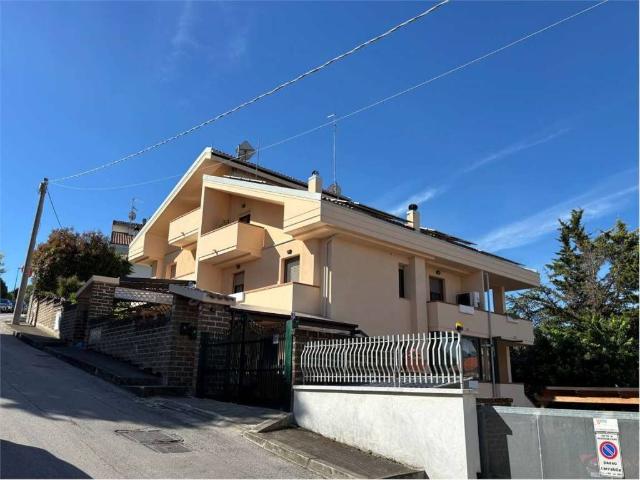 Villa Indipendente in vendita a Montesilvano, Abruzzo