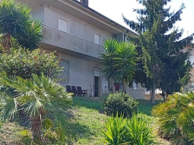 Villa Indipendente in vendita a Montesilvano, Abruzzo