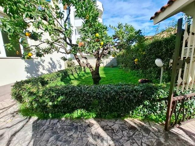 Villa Indipendente in vendita a Montesilvano, Abruzzo