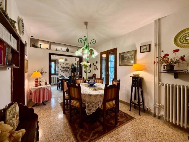 Villa Indipendente in vendita a Unione dei Comuni Circondario dell'Empolese Valdelsa, Montespertoli