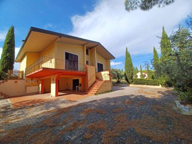 Villa Indipendente in vendita a Unione dei Comuni Circondario dell'Empolese Valdelsa, Montespertoli