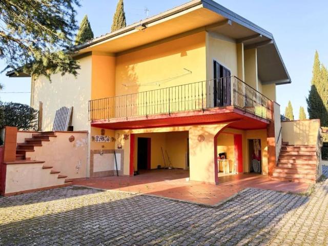 Villa Indipendente in vendita a Unione dei Comuni Circondario dell'Empolese Valdelsa, Montespertoli
