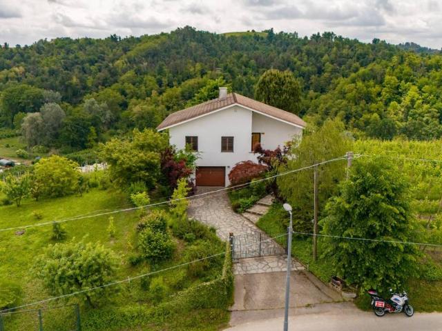 Villa Indipendente in vendita a Piemonte, Cuneo
