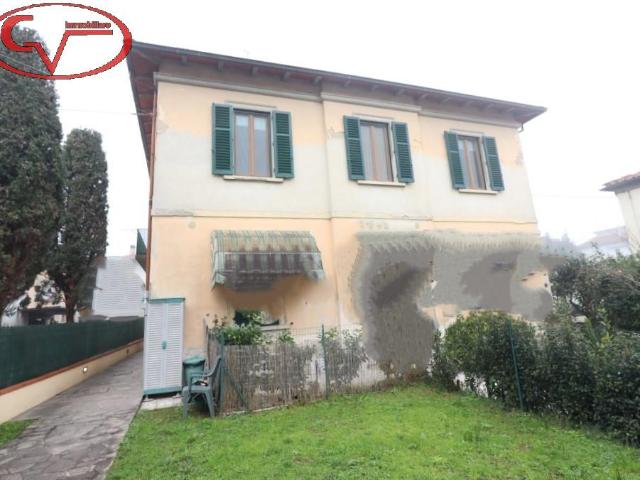 Villa Indipendente in vendita a Montevarchi, Toscana