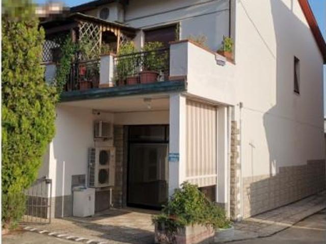 Villa Indipendente in vendita a Montevarchi, Toscana
