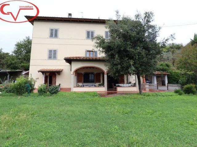 Villa Indipendente in vendita a Montevarchi, Toscana