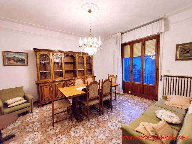 Villa Indipendente in vendita a Montevarchi, Toscana