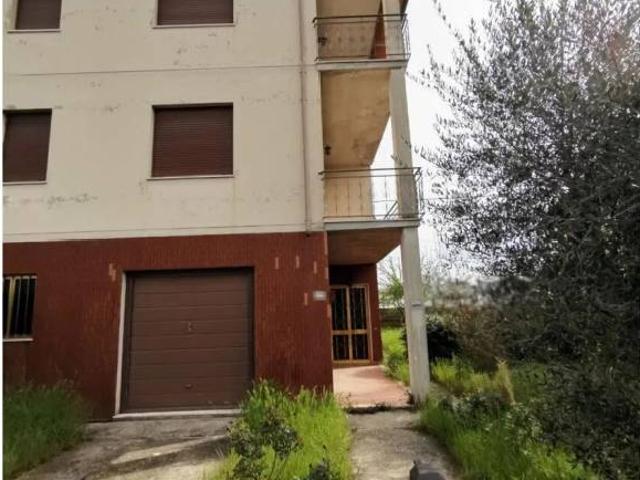 Villa Indipendente in vendita a Levanella, Montevarchi