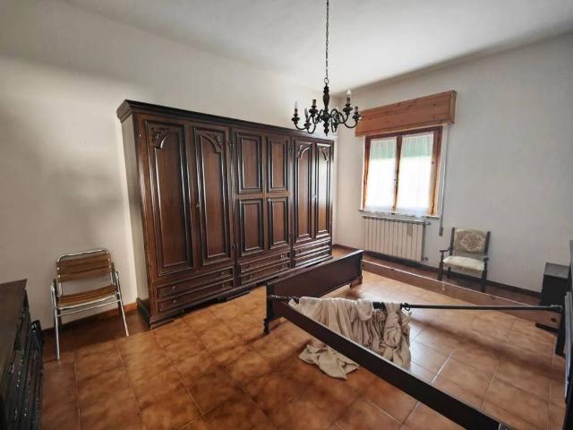Villa Indipendente in vendita a Levane alta, Montevarchi