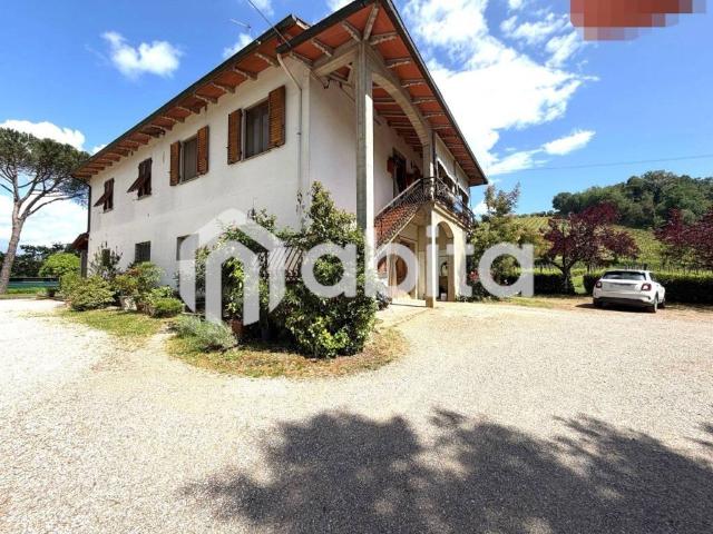 Villa Indipendente in vendita a Levanella, Montevarchi
