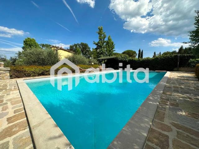 Villa Indipendente in vendita a Montevarchi, Toscana